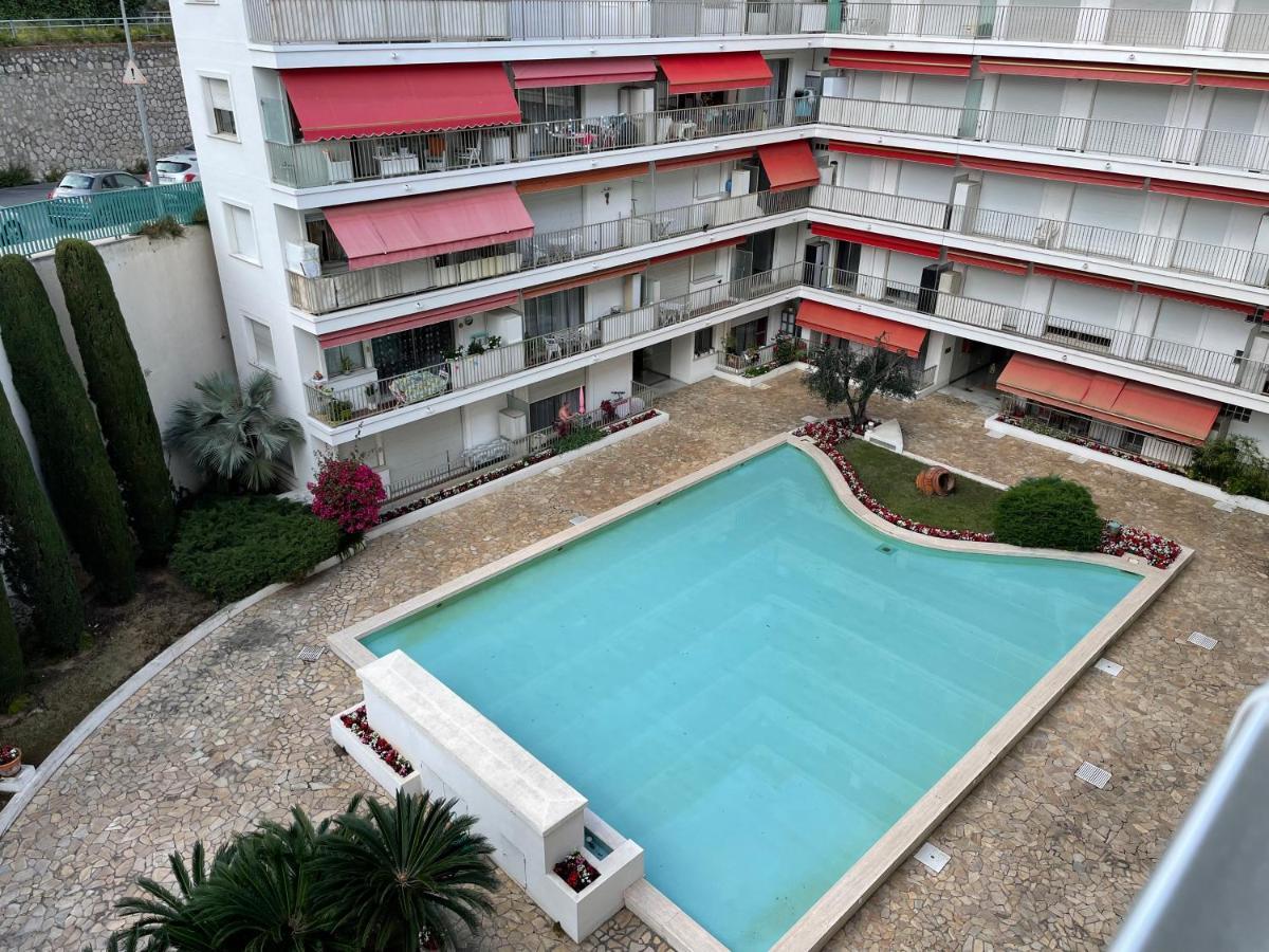 La Room: Seaside Apartment + Terrace + Parking Мантон Екстер'єр фото