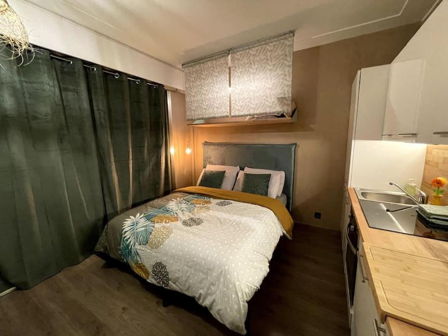 La Room: Seaside Apartment + Terrace + Parking Мантон Екстер'єр фото