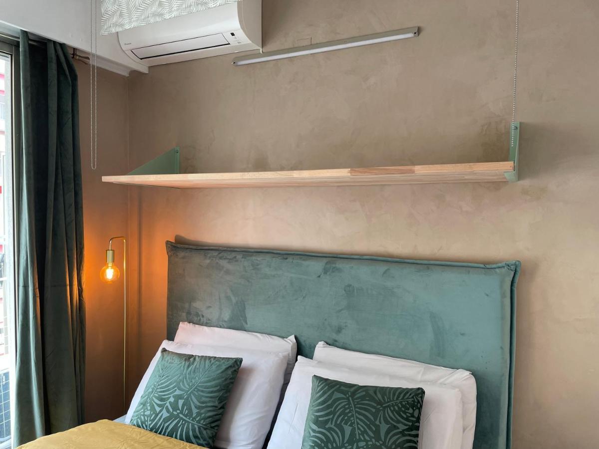 La Room: Seaside Apartment + Terrace + Parking Мантон Екстер'єр фото